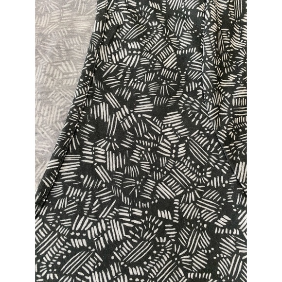 T-shirt Blouse from H&M. Size Small - Picture 4 of 5